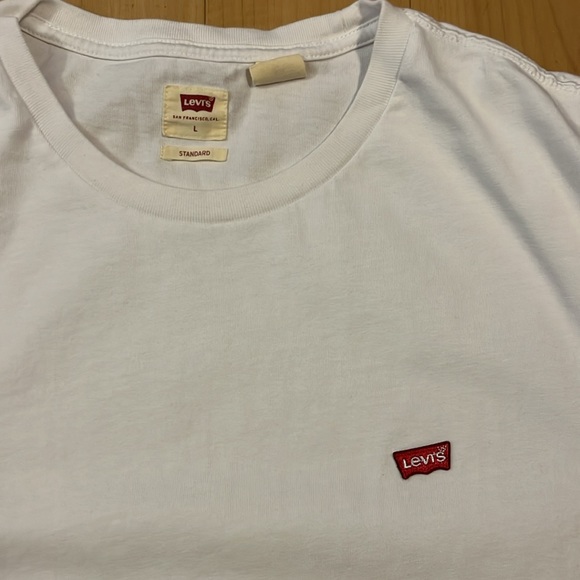 Classic White Tee-Shirt Levi’s size Large - Picture 4 of 7
